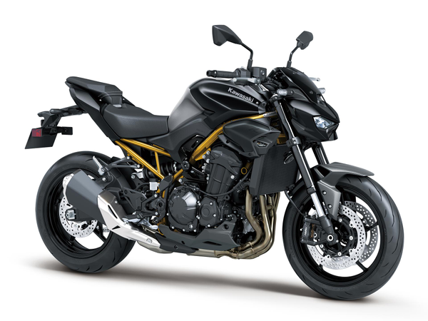 KAWASAKI Z900(2026)