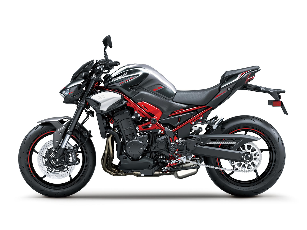 New 2025 Z900