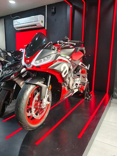 Aprilia Tuono 660
